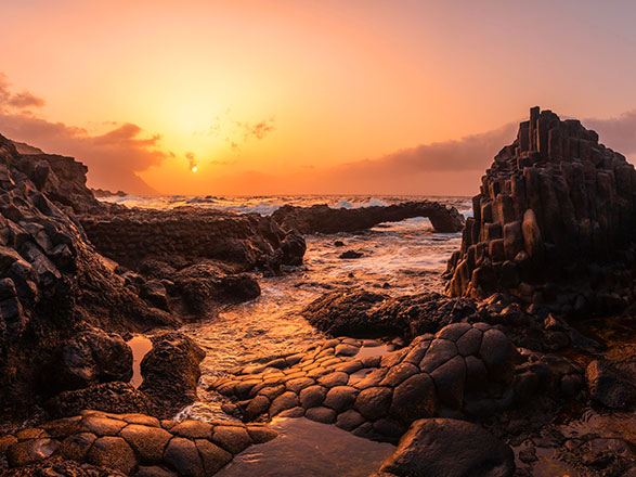 Puerto de la Estaca (El Hierro)