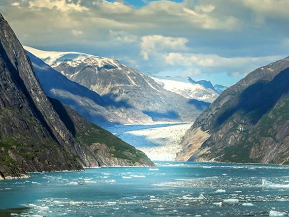 Alaska (Endicott Arm Fjord)