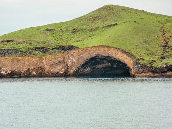 Iles Galapagos (Punta Vicente Roca)
